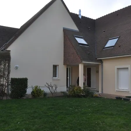Meublée En Duplex Indépendante Séjour chez l'habitant